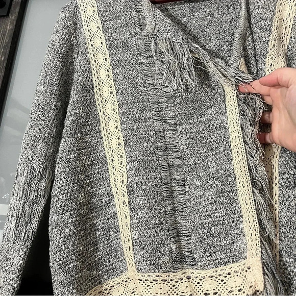 Mary McFadden Tweed Open Front Cardigan Lace Trim & Fringe Details Women's L - Picture 10 of 10
